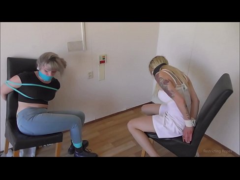 ❤️ Kev quav yeeb quav tshuaj / khi thiab gagged / damsel nyob rau hauv kev nyuaj siab ❤️  porno  ntawm porn hmn.pornolemon.ru Ib ❤
